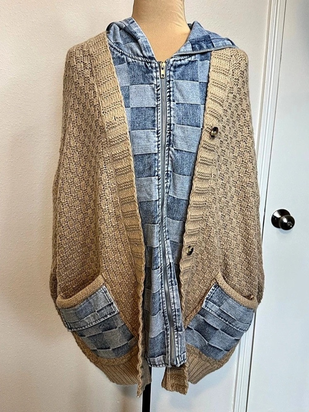Bibi Cowgirl Loca B-Hooded Checkered Denim Cardigan in Tan & Blue